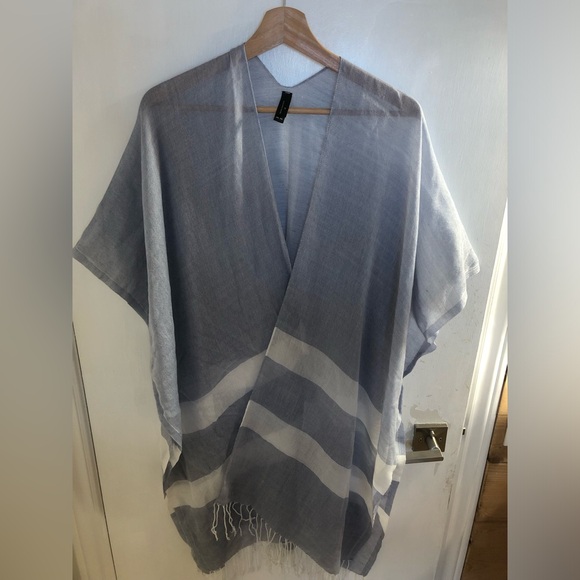 Beach coverup - Picture 1 of 2